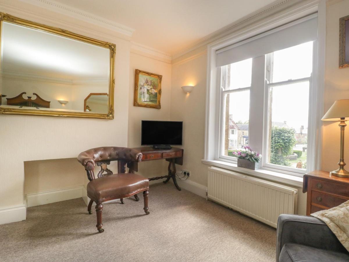 1 Abbey Court Apartment Sherborne  Exterior photo