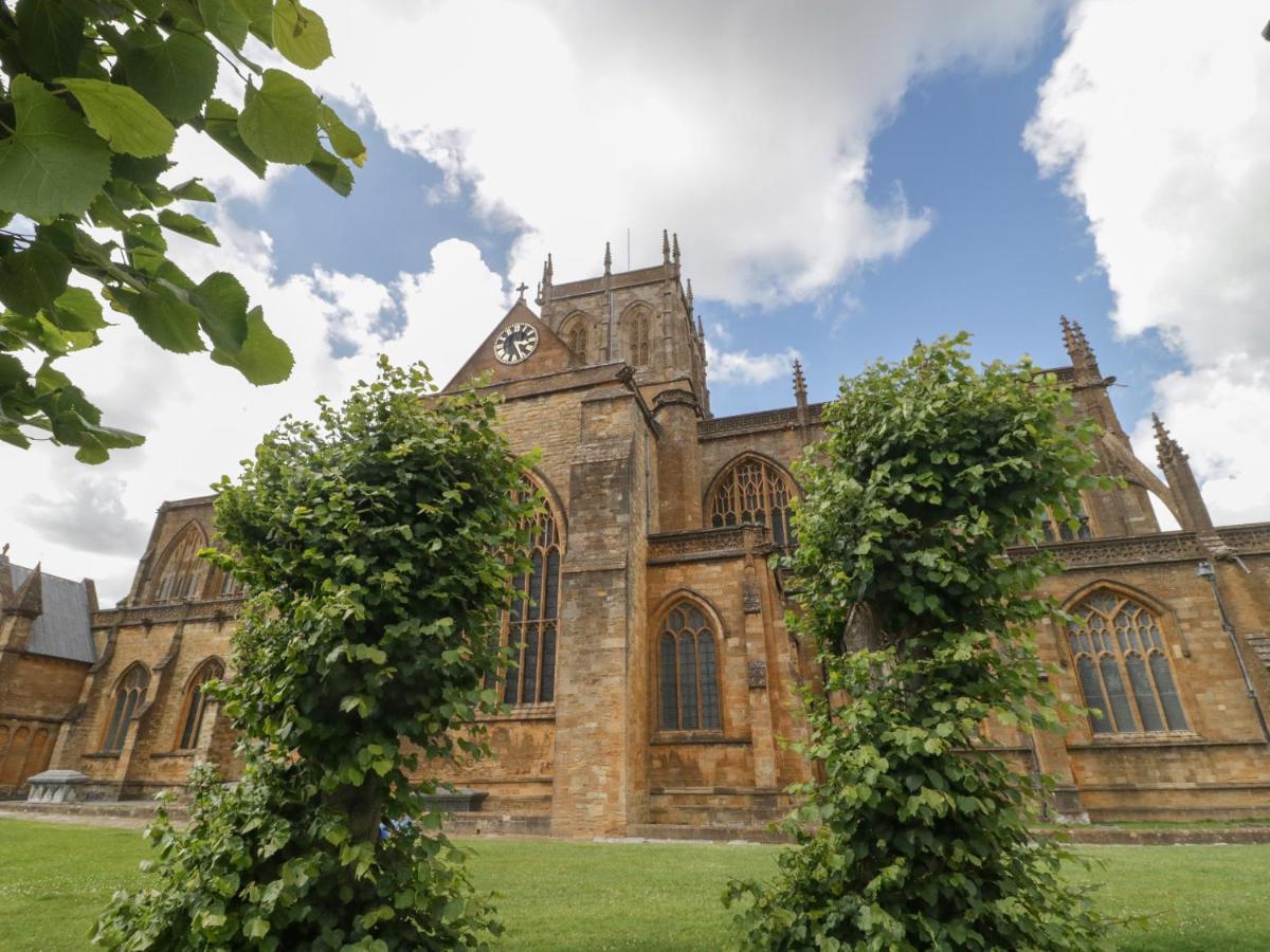 1 Abbey Court Apartment Sherborne  Exterior photo