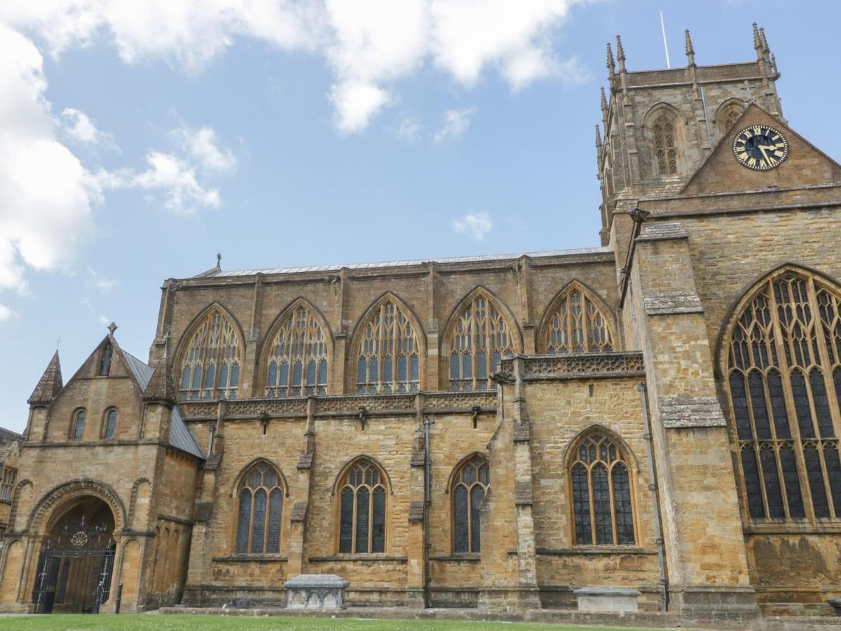 1 Abbey Court Apartment Sherborne  Exterior photo